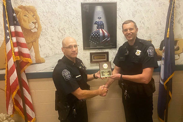 Police Officer David Haidle receives MADD award