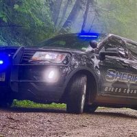 giles-sheriff-car