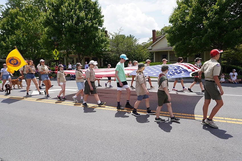 Entries Needed for July 4th Parade 8