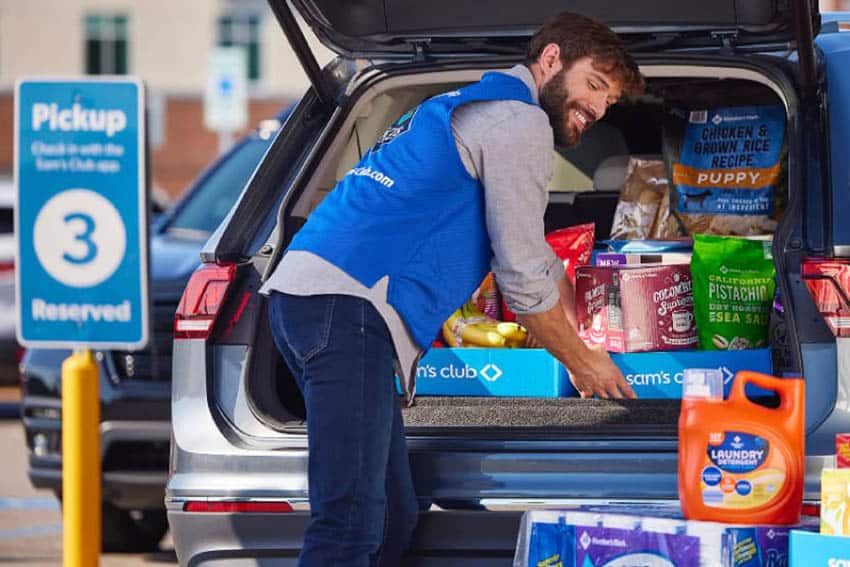 Dublin celebrates remodeled Walmart 16