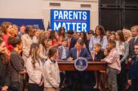 Governor signs bill banning artificial colors in schools