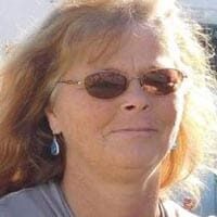 Gillespie, Teresa Holt