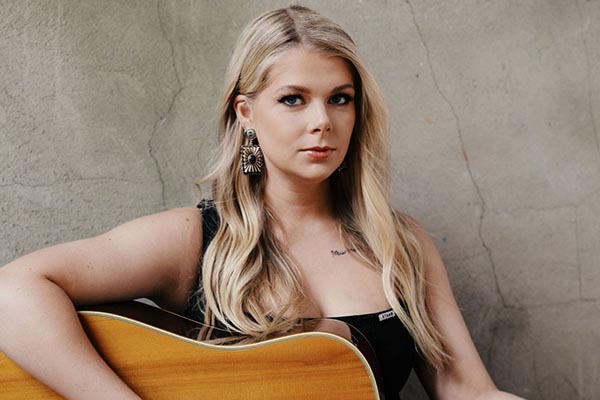 10/18: Mackenzie Phipps at Sinkland Farms 3 10/18: Mackenzie Phipps at Sinkland Farms 2