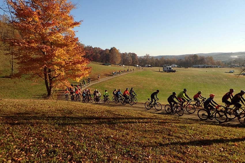 10/25: Tour de Dirt 4 10/25: Tour de Dirt 4