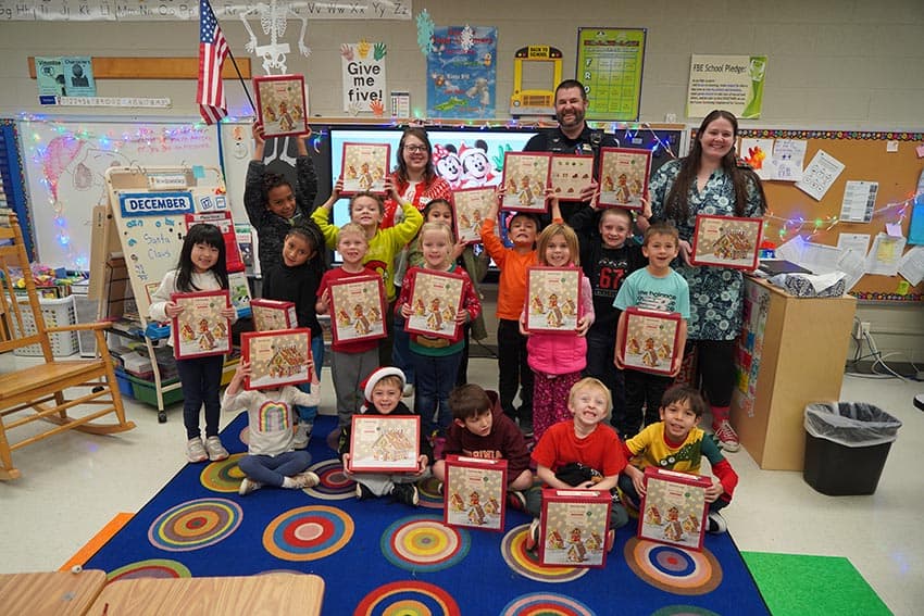Gingerbread Houses for First Graders 5