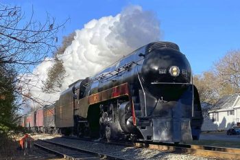 611-locomotive