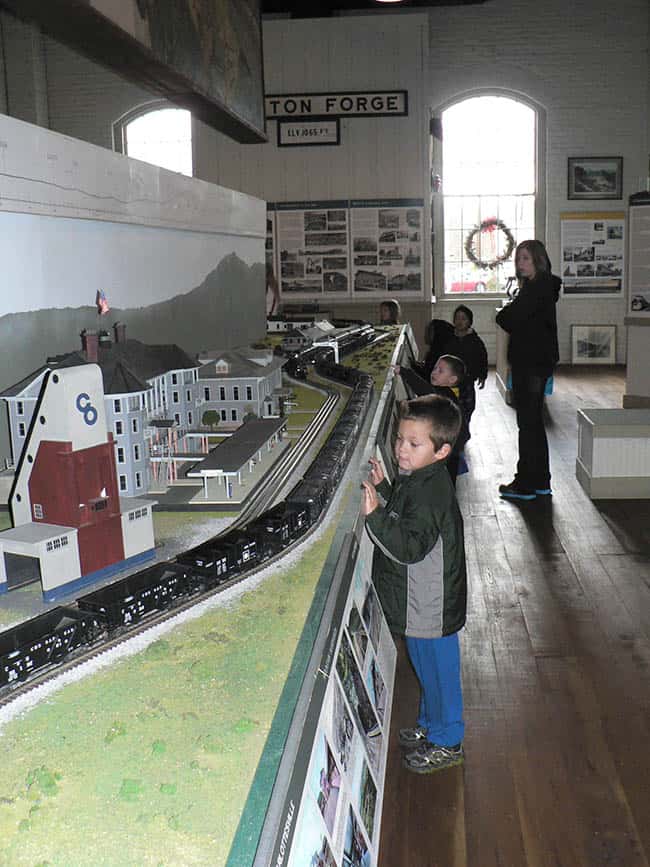 3/21-22: George Washington Train Show 9