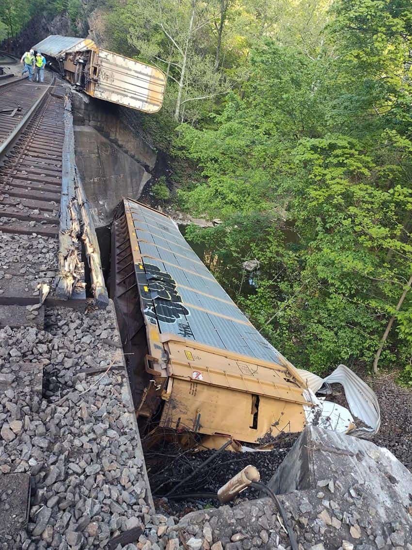 Tanker train derailment near Glen Lyn 3