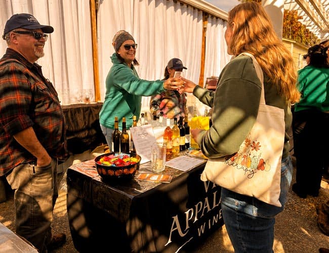 Pumpkin Festival Opens with Wine Festival 4